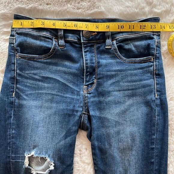 American Eagle Next Level Stretch Destructed Jeans Size 6 - Picture 8 of 10